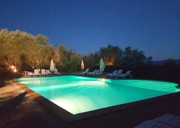 Antico Borgo Poggitazzi * Loro Ciuffenna